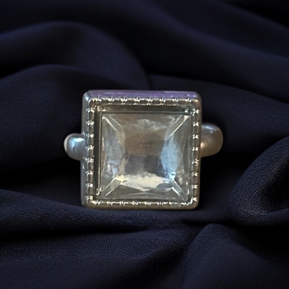 Vintage silver tone square clear rhinestone ring - Picture 1 of 7